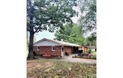 4375 State Highway 142 E, Doniphan, MO 63935