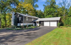 4822 PERKIOMEN CREEK Road, SCHWENKSVILLE, PA 19473