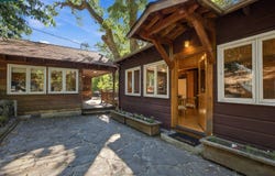 33 Oakwood, Orinda, CA 94563