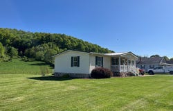 5860 Abbs Valley, Bluefield, VA 24605