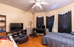 28 Suydam Street, New Brunswick, NJ 08901