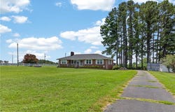 8497 Gates Road, Suffolk, VA 23437