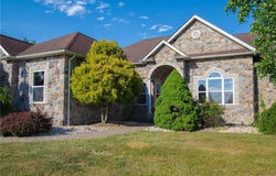 123 Chase Hollow Drive, Bushkill Twp, PA 18064