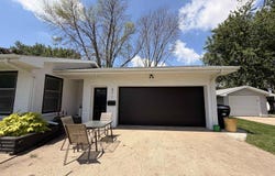 211 N 6th Avenue, Hartley, IA 51346
