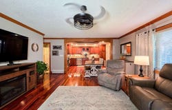 1707 E Berry Hill Dr, Norfolk, NE 68701