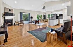 3 Sutton Drive, Cohoes, NY 12047