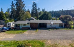 11766 Walnut Avenue, Mapleton, OR 97453