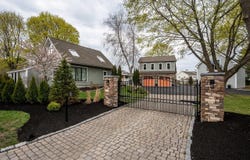 11 Post Road, North Hampton, NH 03862