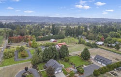 22915 NE SUNNYCREST Rd, Newberg, OR 97132