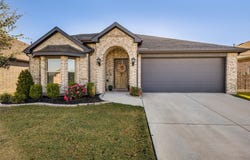 828 Foxtail Bend, Lavon, TX 75166