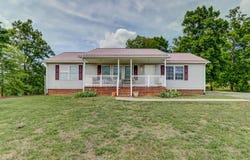 11790 Narrow Passage RD, Eagle Rock, VA 24085