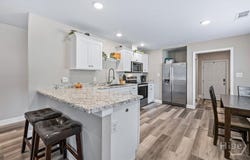 305 E 4th Street, Springfield, GA 31329