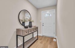14 STEVEN Drive, VOORHEES, NJ 08043