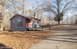 56 Thompson Lane, Noel, MO 64854
