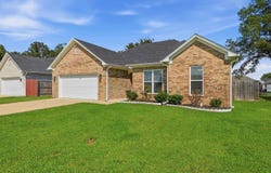 1630 Trison Ln, Conway, AR 72032