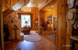 10817 Ponderosa Dr, Wofford Heights, CA 93285