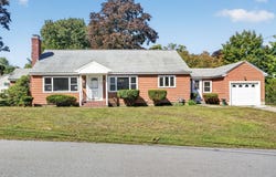 36 Mckenney Cir, Andover, MA 01810