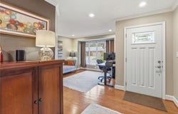 6658 Dearborn Drive, Mission, KS 66205
