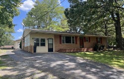 112 Byrd Road, PARIS, TN 38242