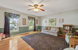 2938 E Poplar Lane, Crete, IL 60417