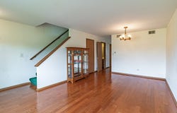 17346 W Maple Lane, Gurnee, IL 60031