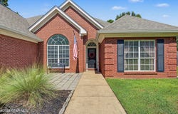 6235 Wolfe Road, Columbus, MS 39705