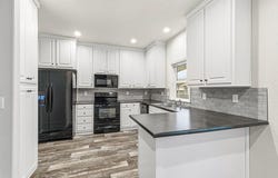 8401 Old Stage Road, Central Point, OR 97502