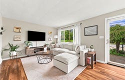 942 Lindsay Rd, Scott Twp, PA 15106