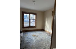 535 S MAIN Street, Canton, IL 61520