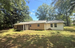 5131 River Road, Mantachie, MS 38855