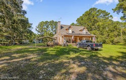 1129 Walker Drive SW, Darien, GA 31305