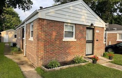 12529 S Loomis Street, Calumet Park, IL 60827