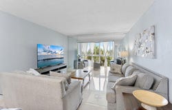 7807 Golf Cir Drive, Margate, FL 33063