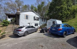 940 Old Corbin Pike Rd., Williamsburg, KY 40769