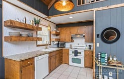 193 Lakeview Lane, Deep Gap, NC 28618