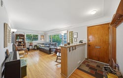 204 Edgewood Place, Ferndale, MI 48220