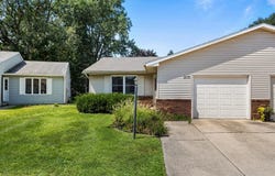 2135 Ivy Court, Champaign, IL 61821
