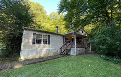 9 Nina Circle, Sod, WV 25564