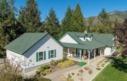 366 Springbrook Drive, Grants Pass, OR 97527
