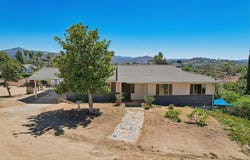 3158 Mary Ln, Escondido, CA 92025
