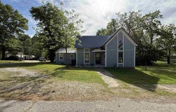 585 N Royal Avenue, Piggott, AR 72454
