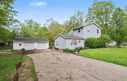 243 E Catherine Street, Bellevue, MI 49021