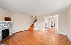 200 W PLUMSTEAD AVE, LANSDOWNE, PA 19050