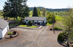 33455 HOWE Ln, Creswell, OR 97426