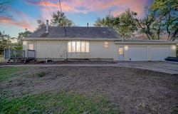 231 E 1200 N, Chesterton, IN 46304