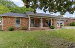 411 Arrowhead Trail, Warner Robins, GA 31088