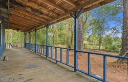 512 Oakview, Como, MS 38619