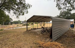 701 W Manchaca Avenue, De Leon, TX 76444