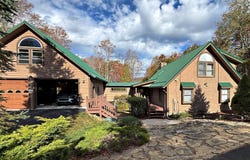 2161 Knob Dr, Slatyfork, WV 26291
