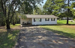 208 Academy, Paragould, AR 72450